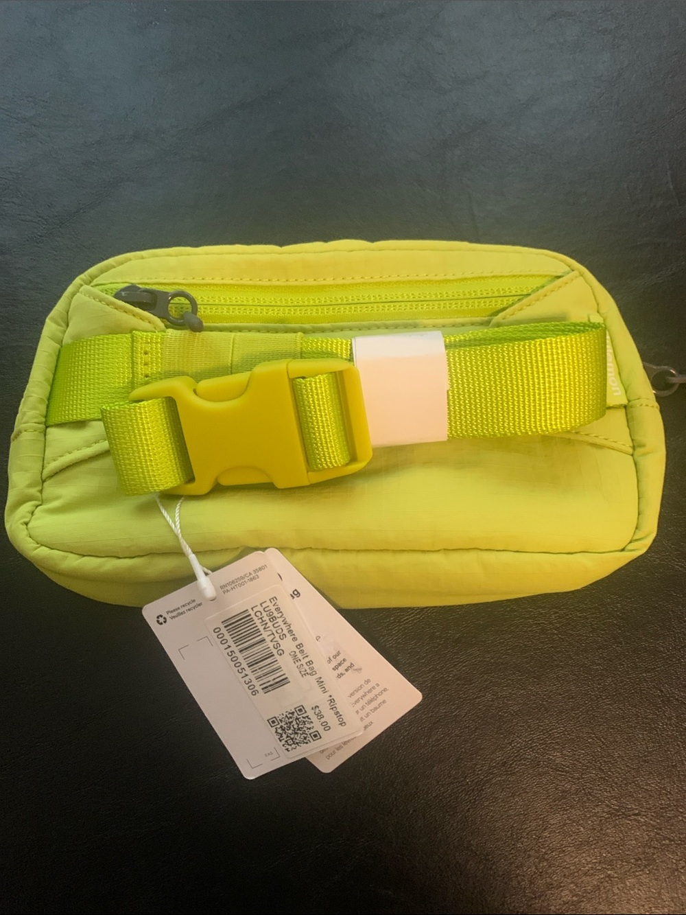 Lululemon Ripstop Mini Everywhere Belt Bag, Lichen Lime, NWT - Picture 5 of 5